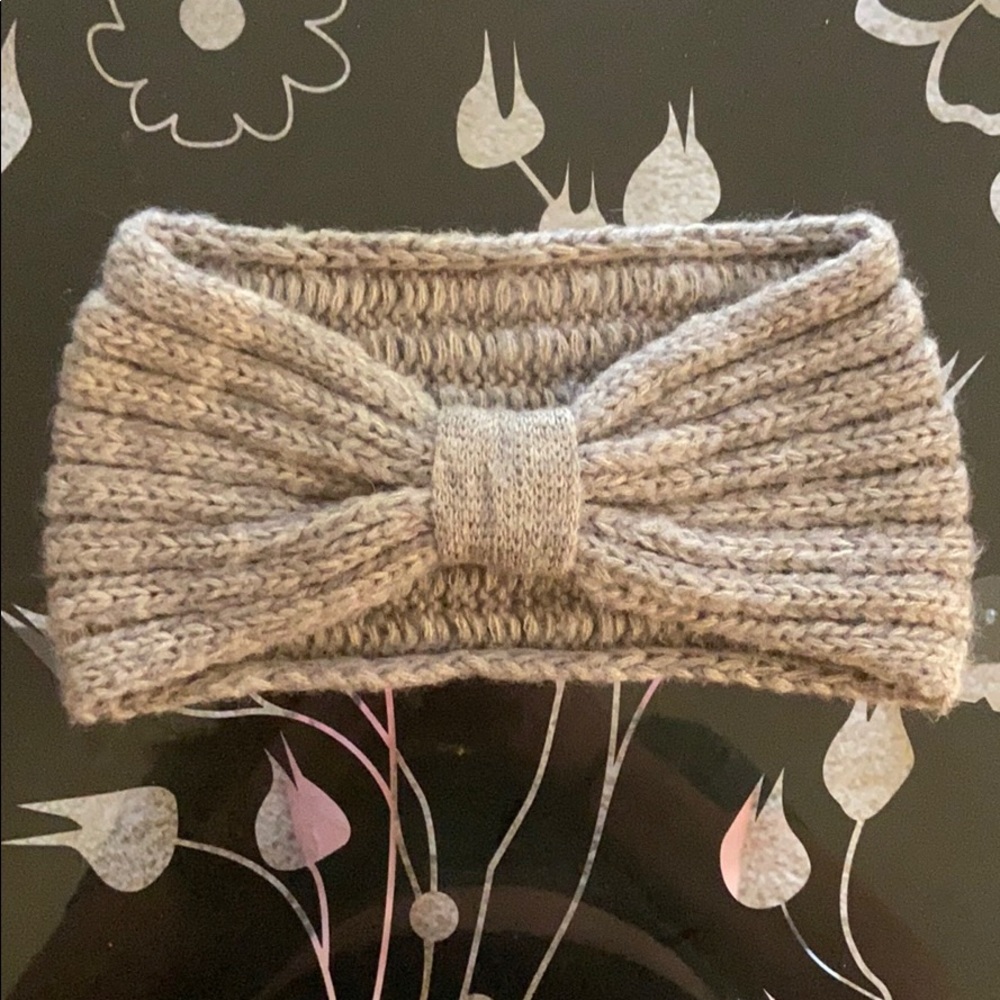 Aerie knitted winter headband